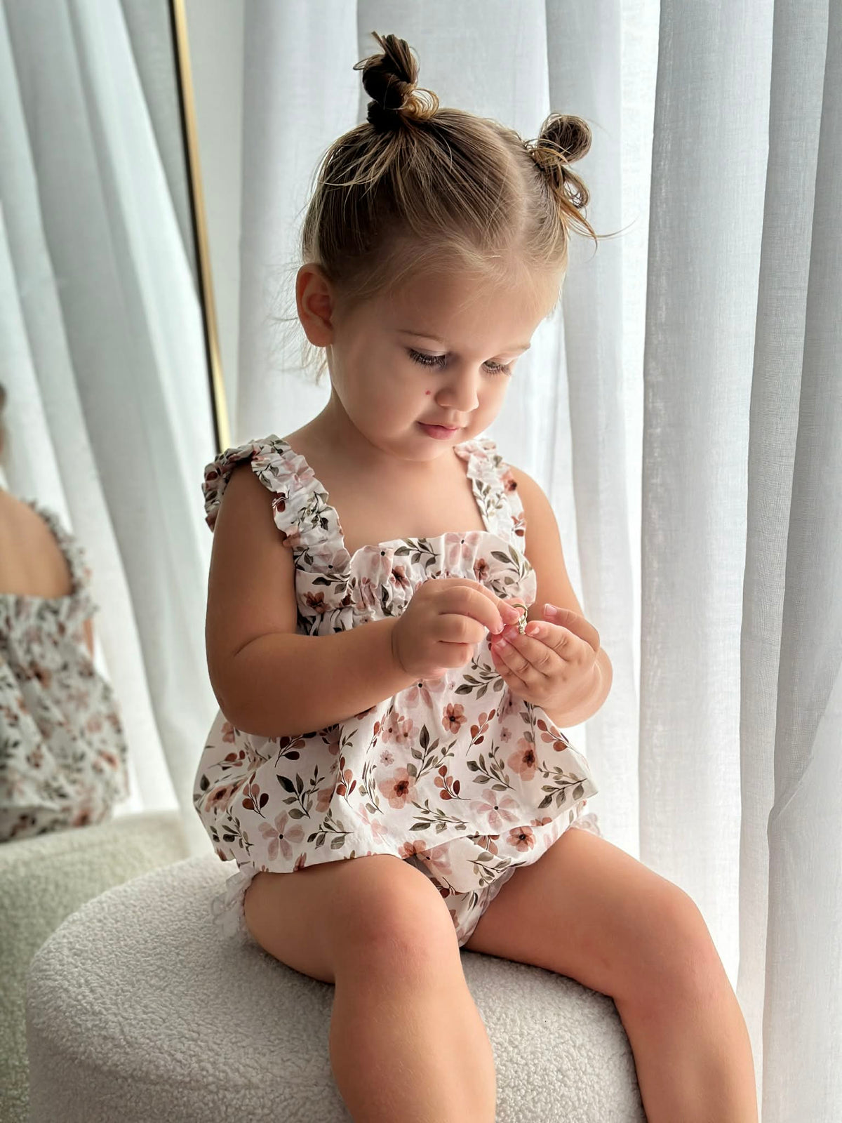 Ivory floral set
